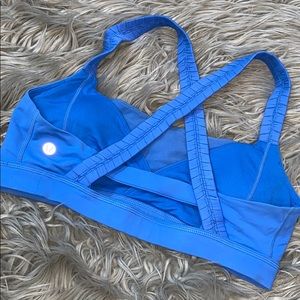 Lululemon sports bra